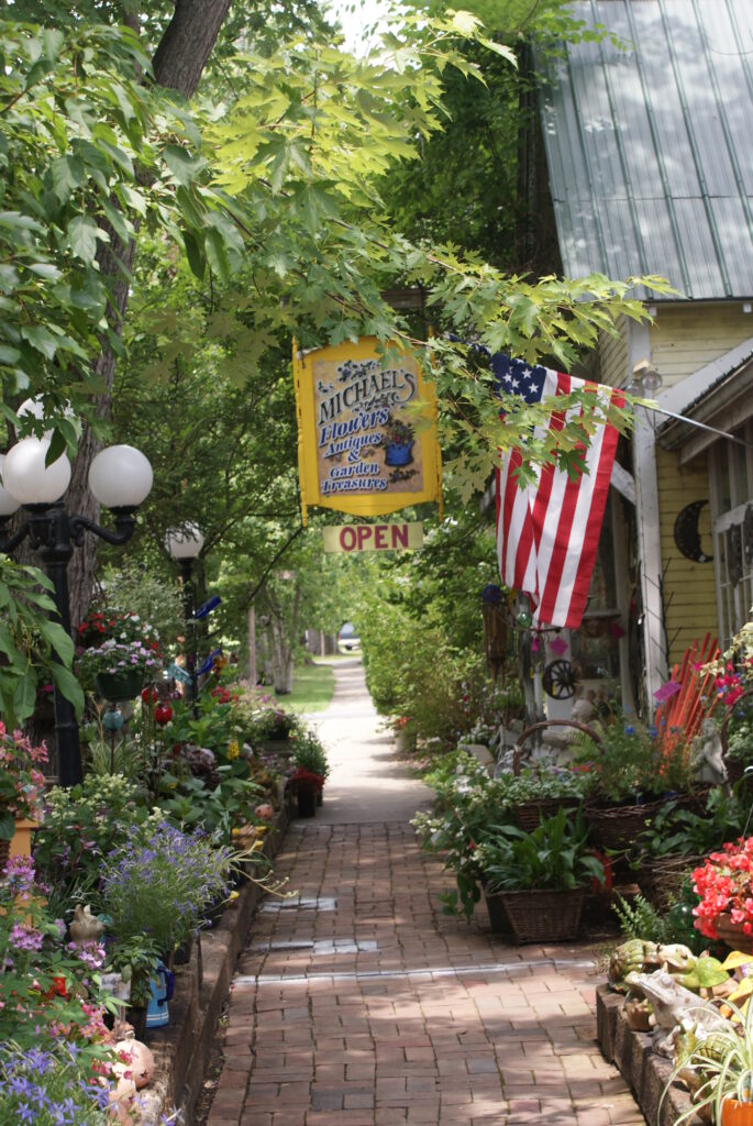Michael's Flowers Brown County Indiana